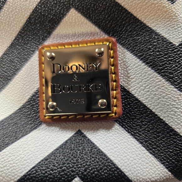 Dooney & Bourke  leather tote - Picture 3 of 16